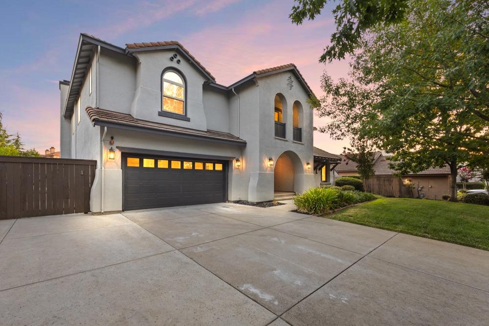 1681 Bella Circle