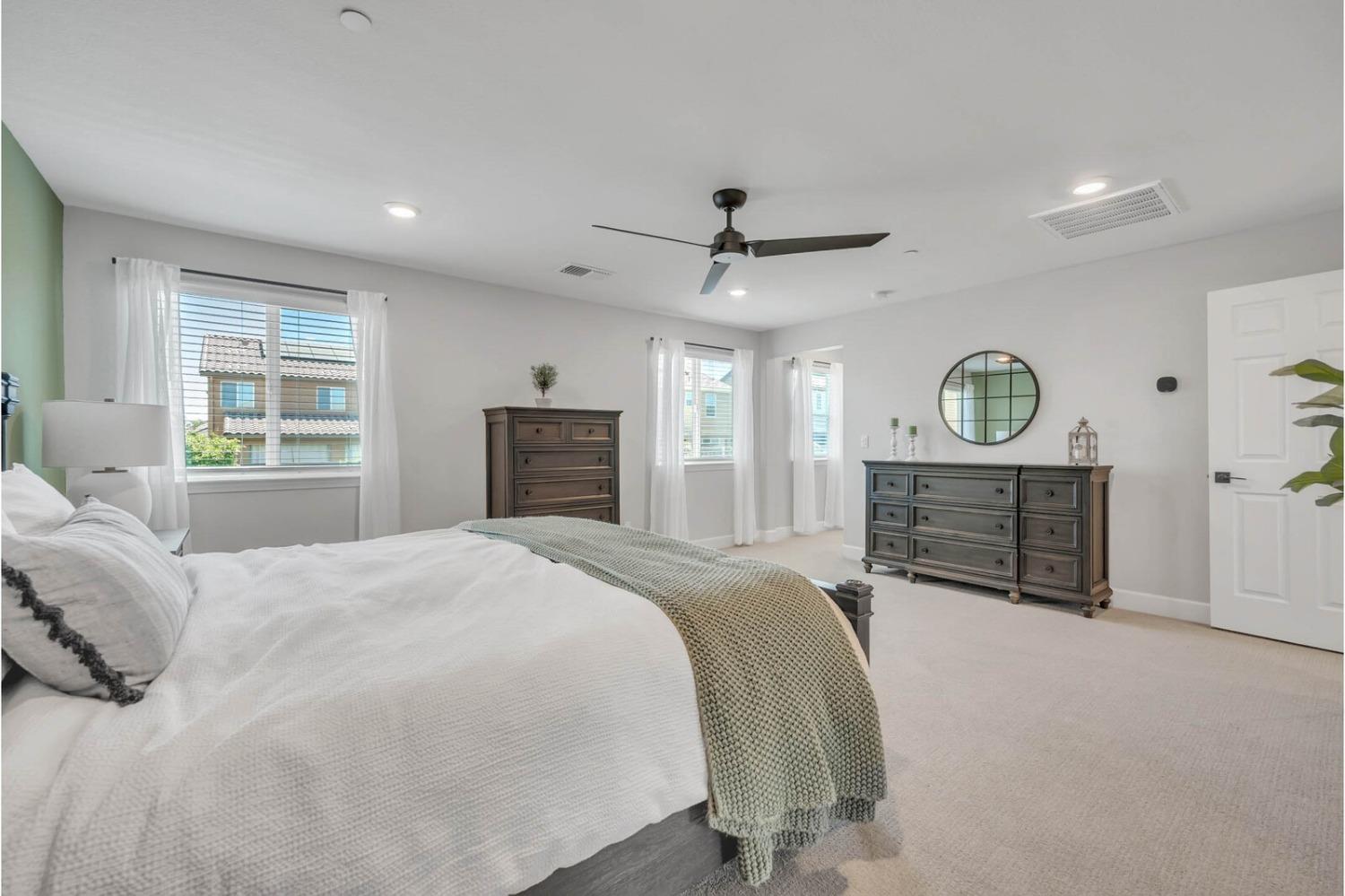 1439 Avila Lane