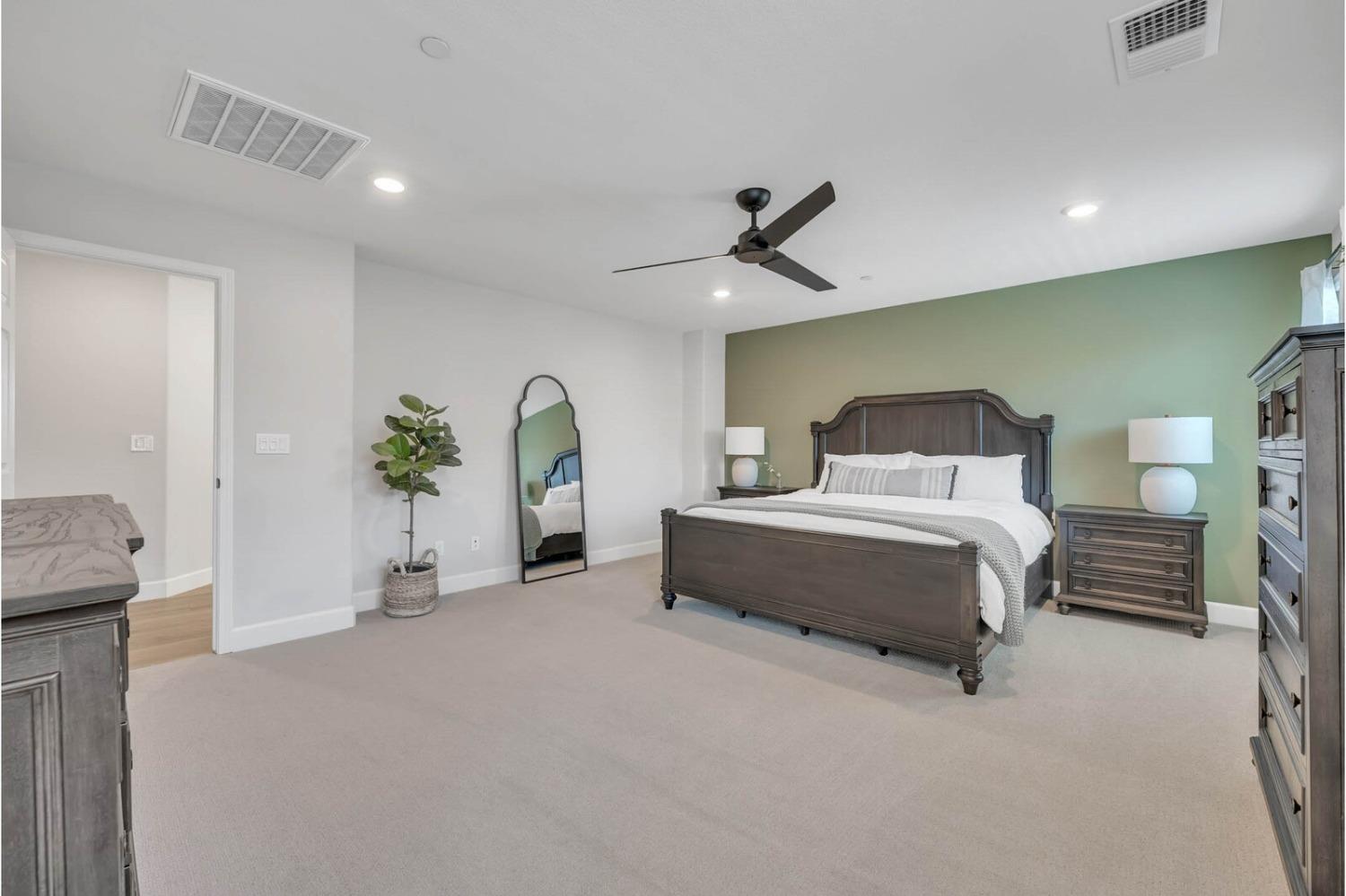 1439 Avila Lane