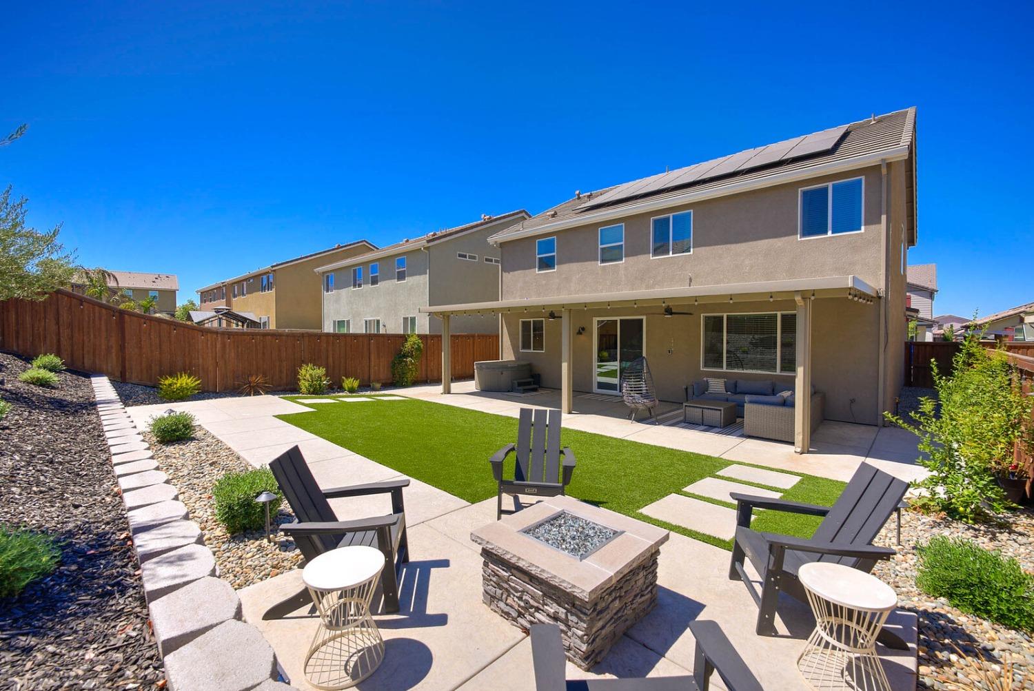1439 Avila Lane