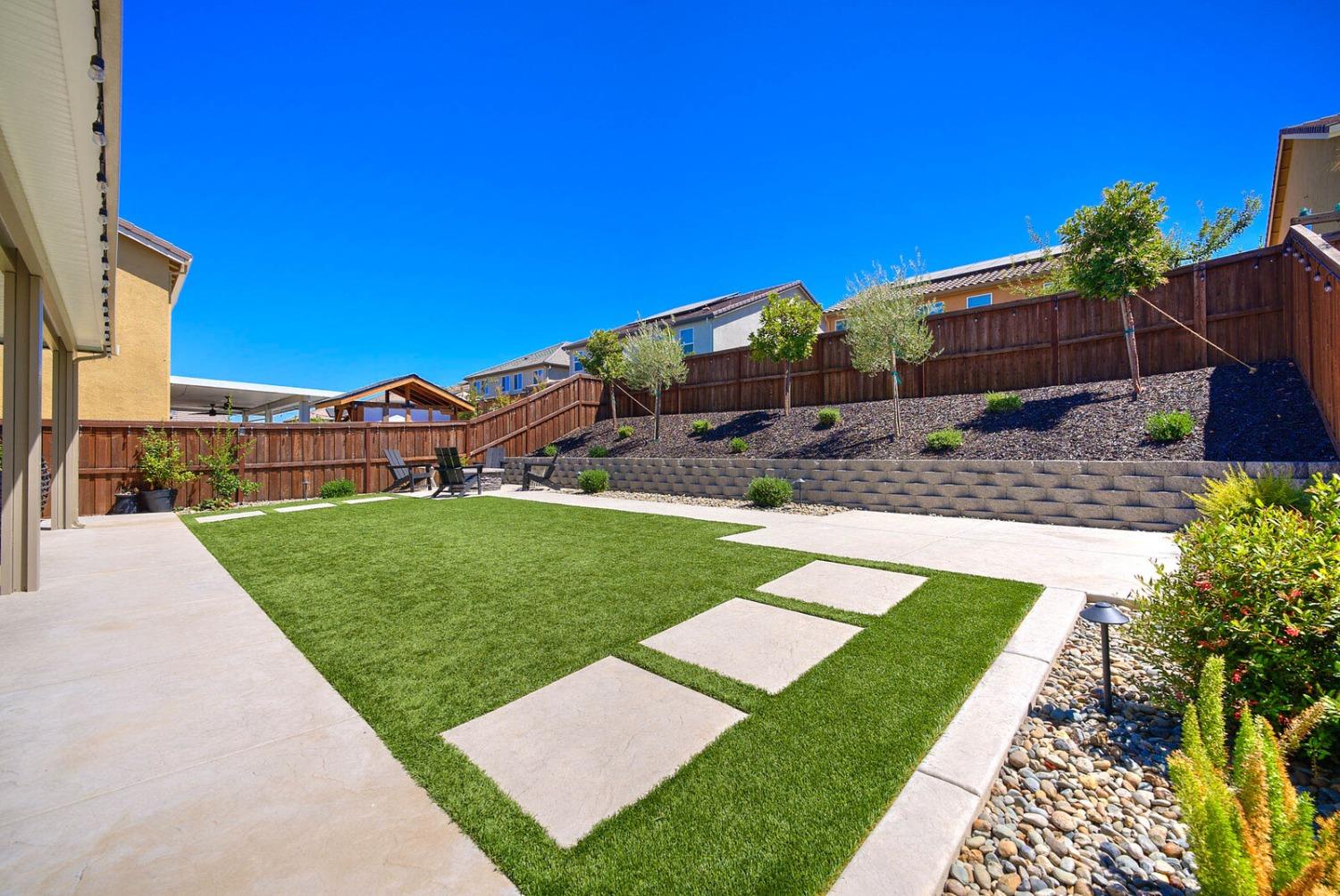 1439 Avila Lane