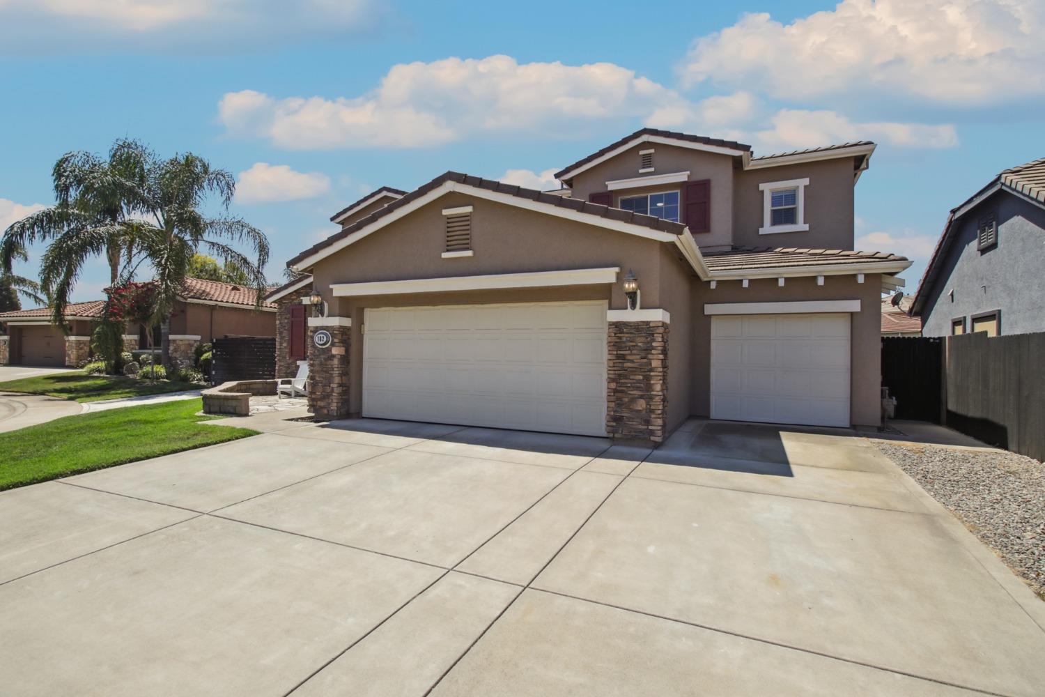 102 Starr Court