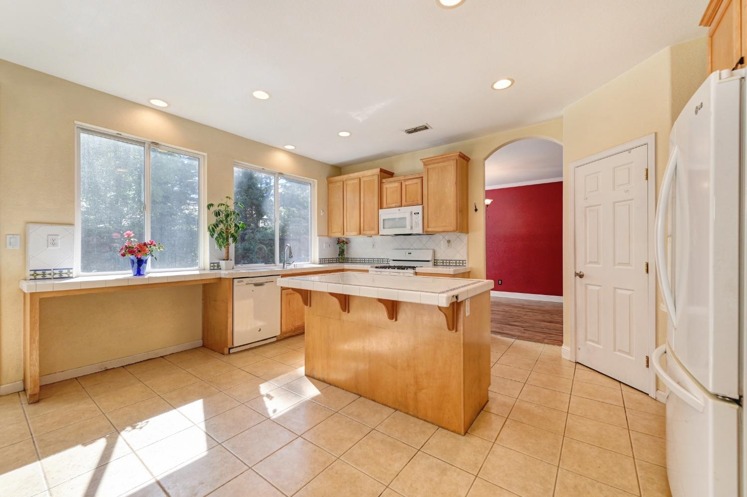 823 Leith Court