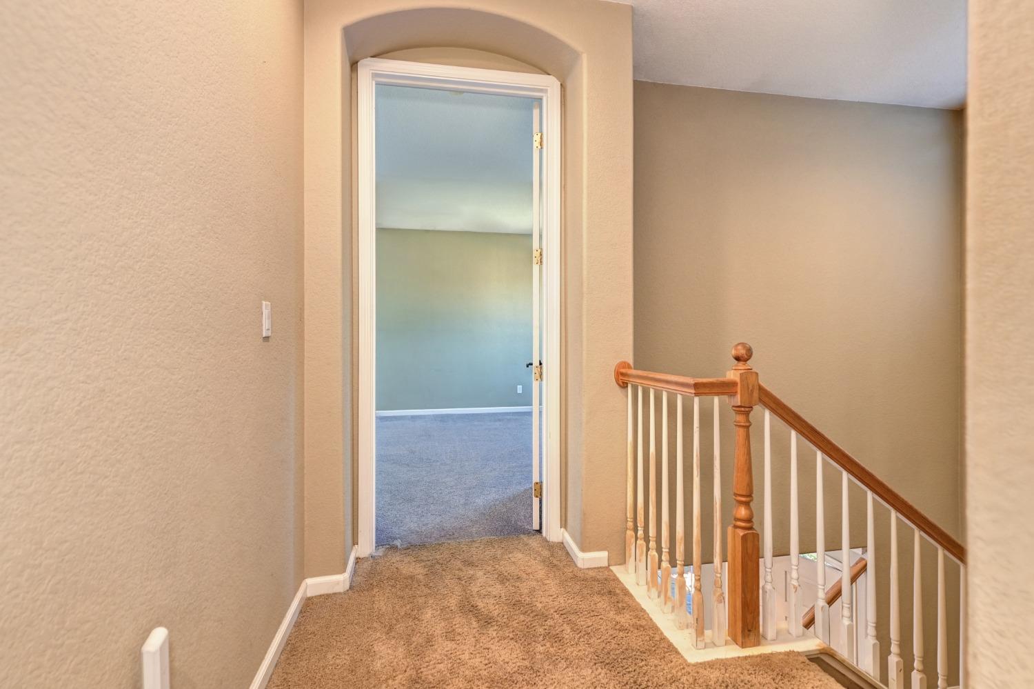 823 Leith Court