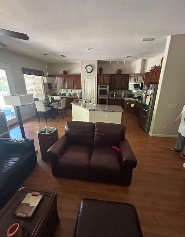 1201 Hemingway Drive