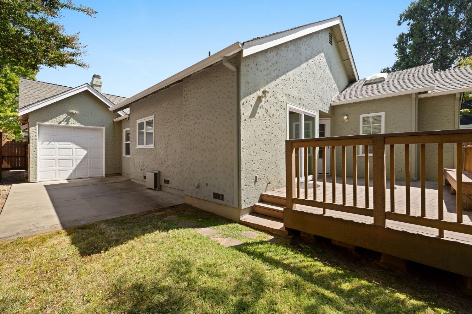 632 San Antonio Way
