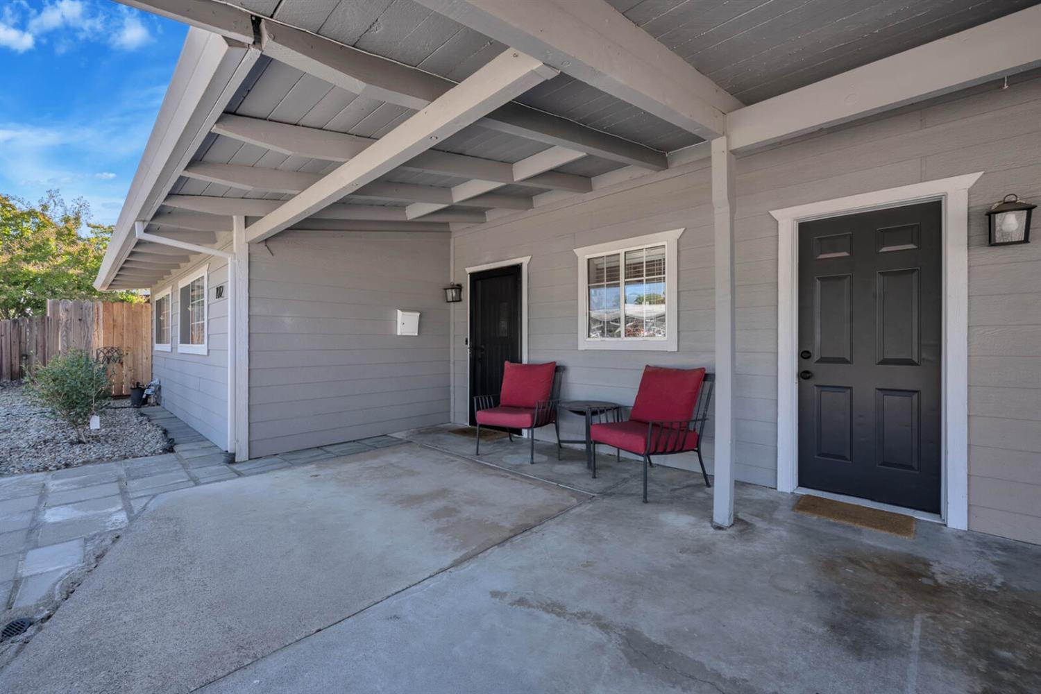 1012 Sunset Drive