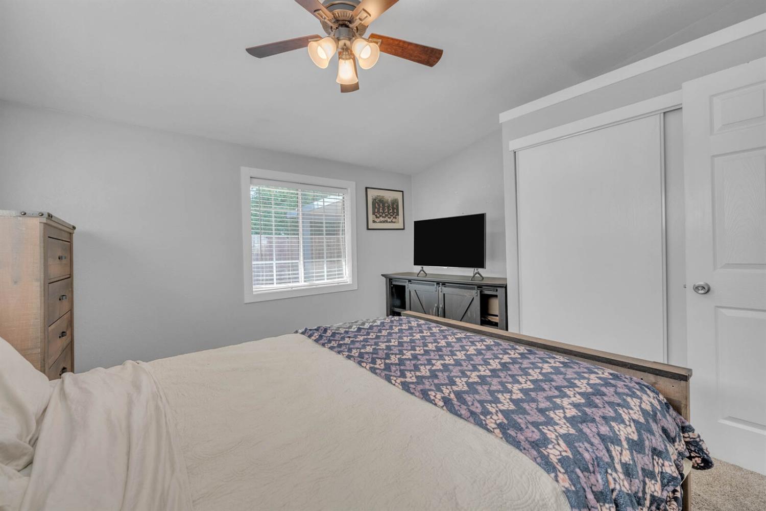 1012 Sunset Drive