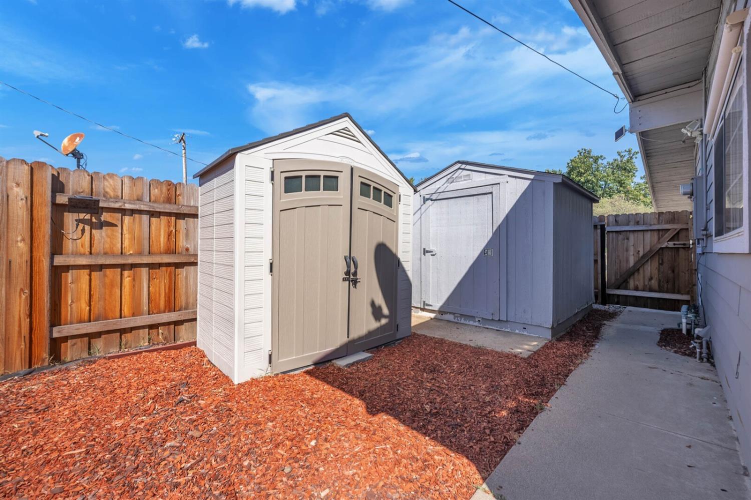 1012 Sunset Drive