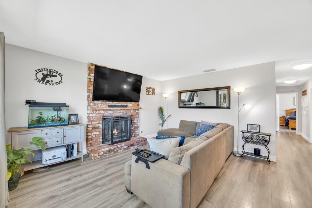1619 4th Street