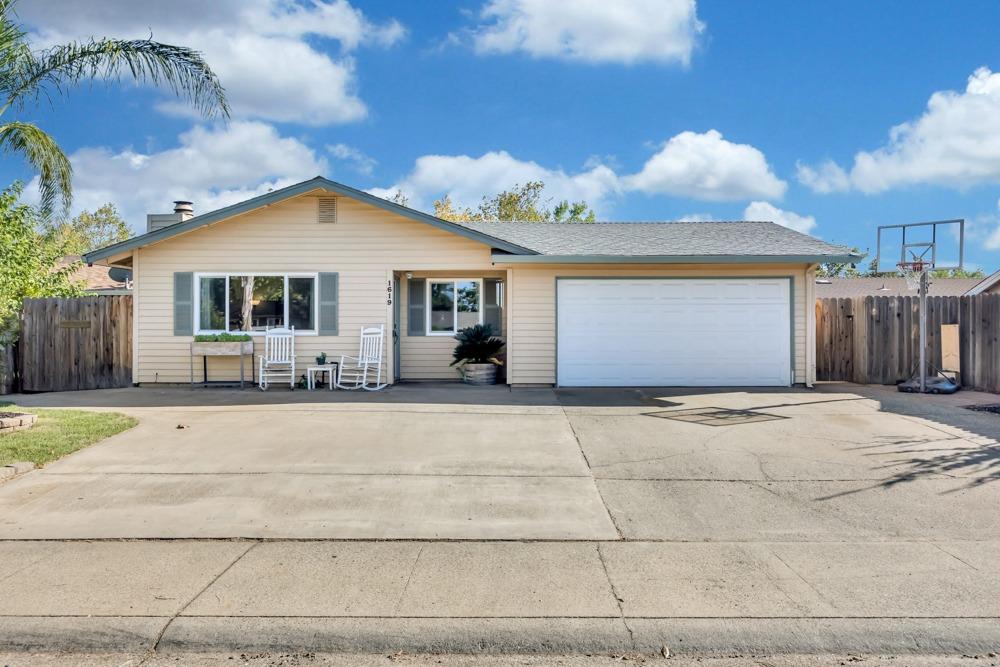 1619 4th Street