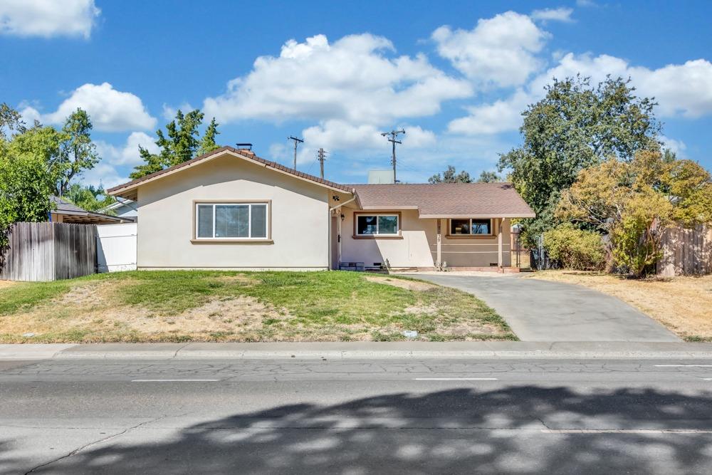 7139 Rollingwood Boulevard