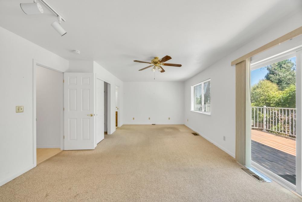 1620 Yale Court