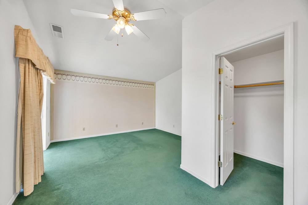 1620 Yale Court