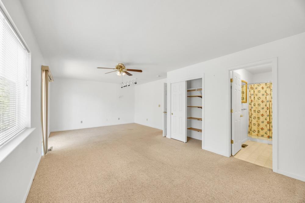 1620 Yale Court