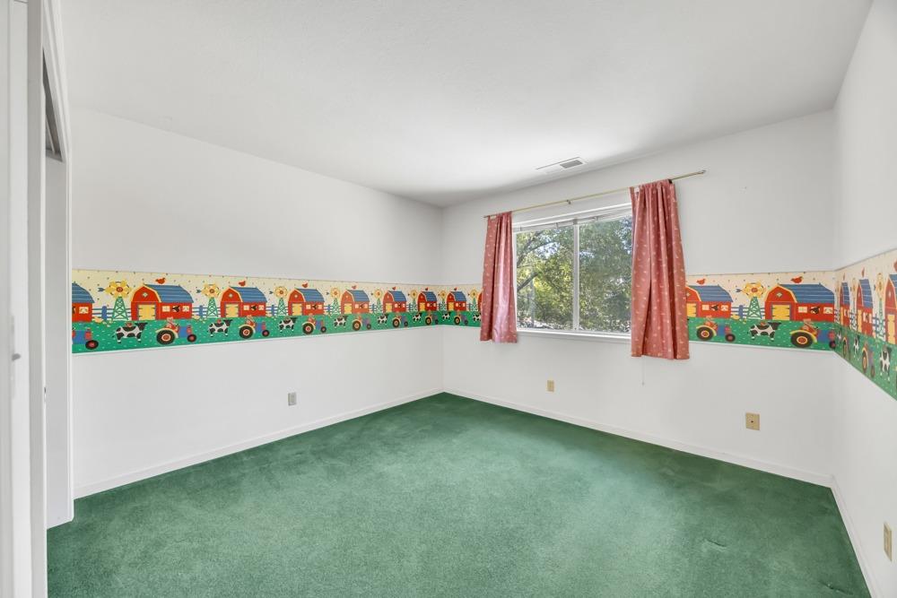 1620 Yale Court