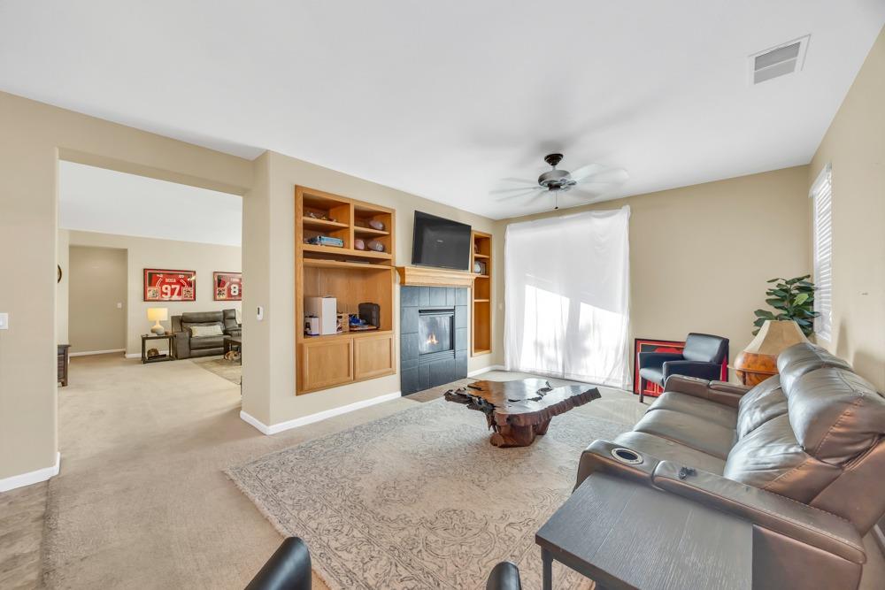 688 Linley Lane