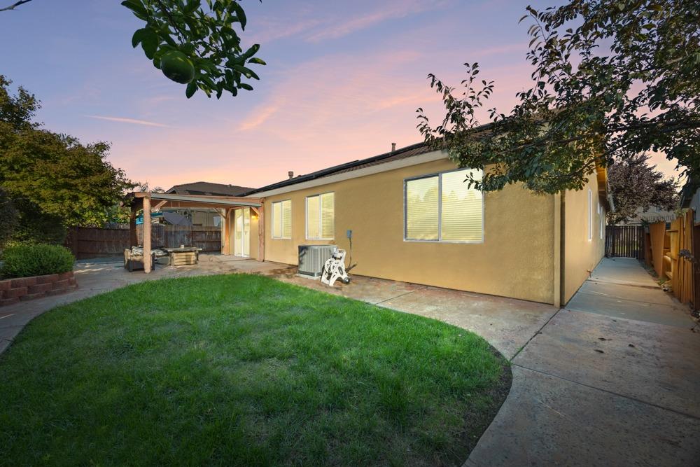 688 Linley Lane