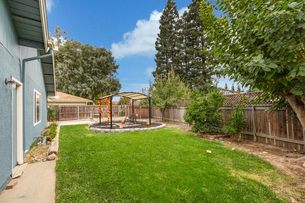 8080 Cammeray Drive