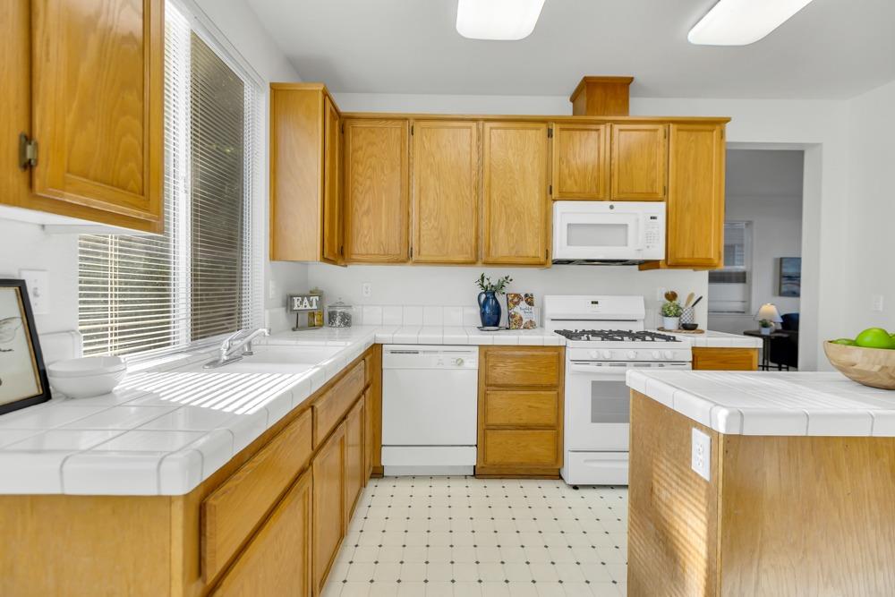 8893 Marketta Court