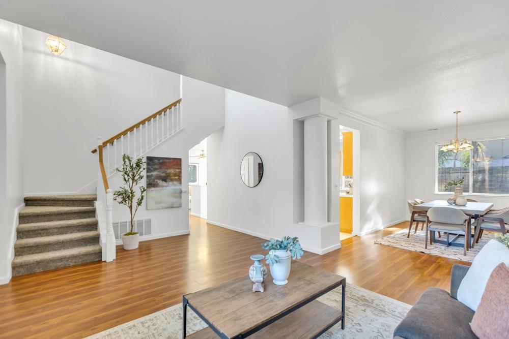 8893 Marketta Court