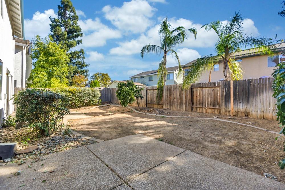 8893 Marketta Court