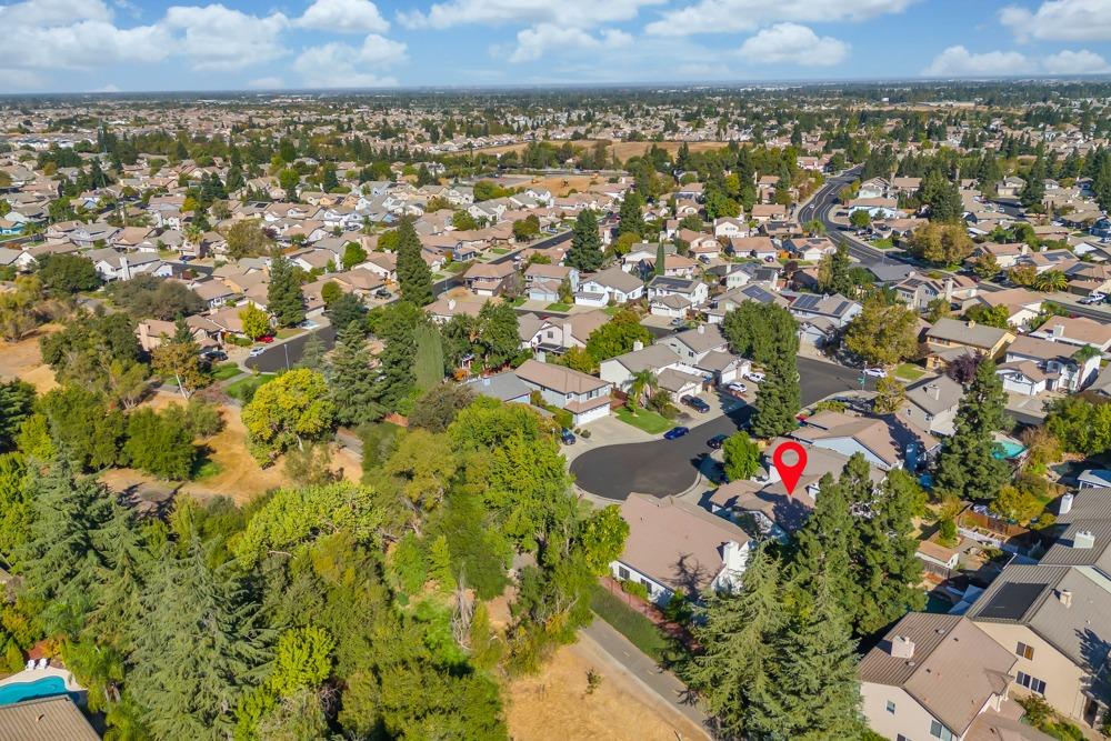 8893 Marketta Court