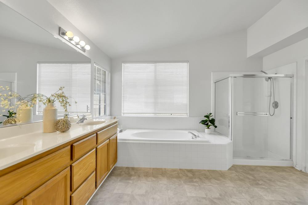 8893 Marketta Court