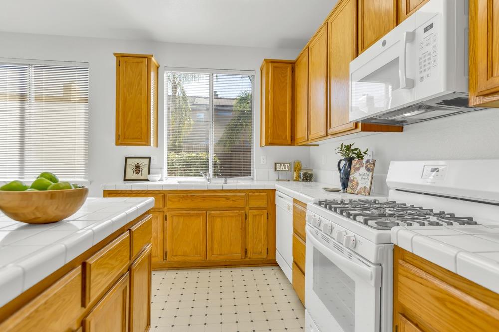 8893 Marketta Court