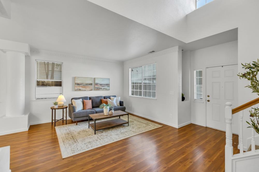 8893 Marketta Court