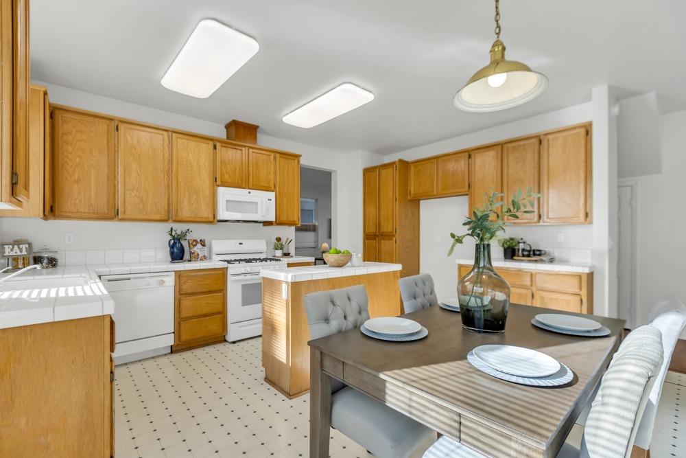 8893 Marketta Court