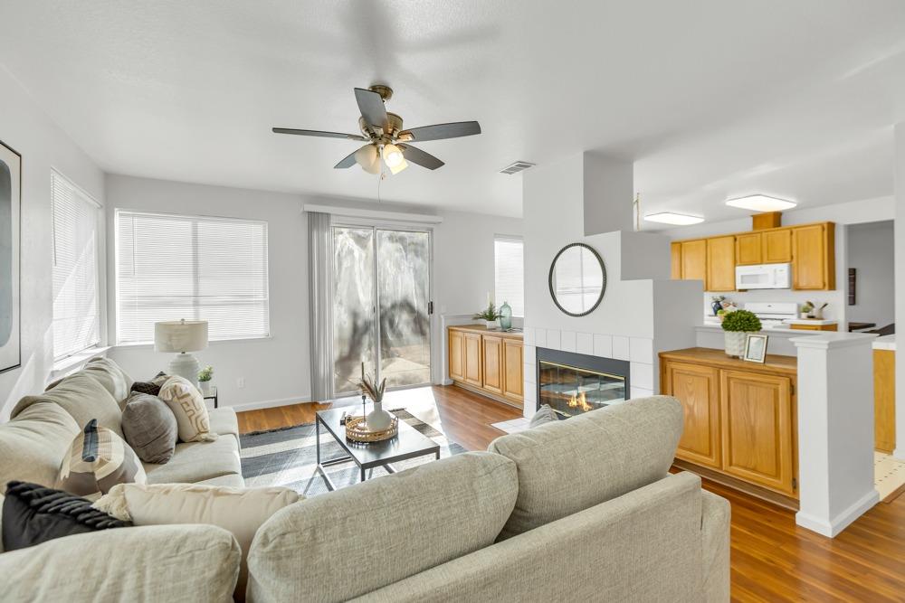 8893 Marketta Court