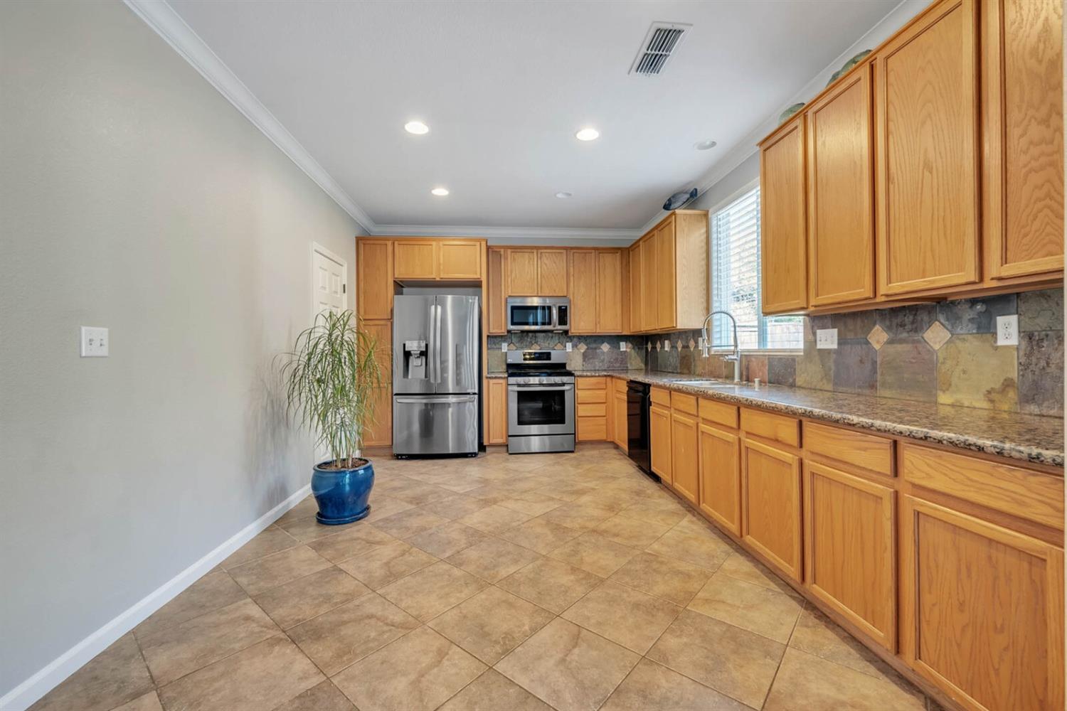 1612 Drummond Lane