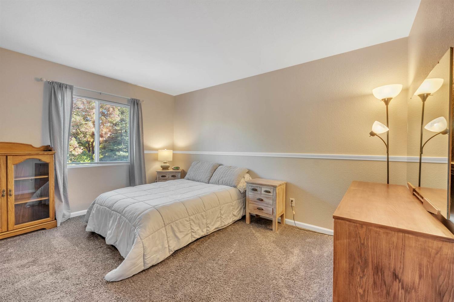 1612 Drummond Lane