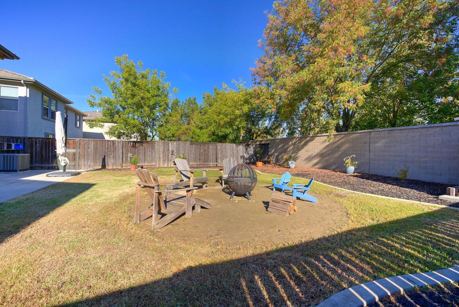 1612 Drummond Lane