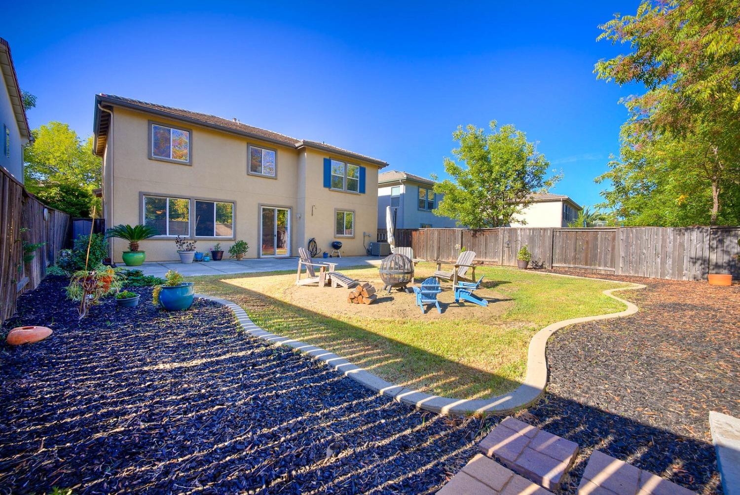 1612 Drummond Lane
