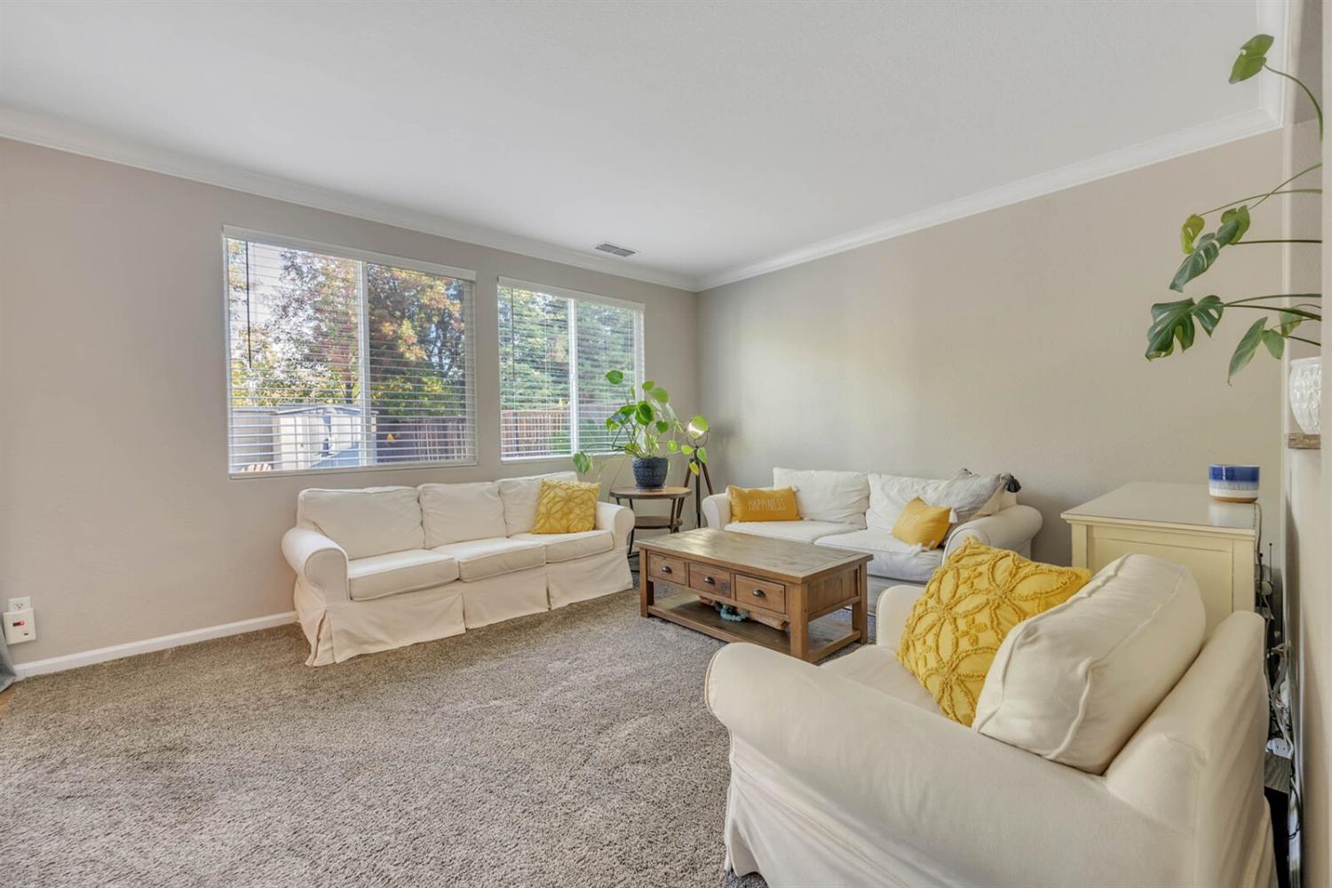 1612 Drummond Lane