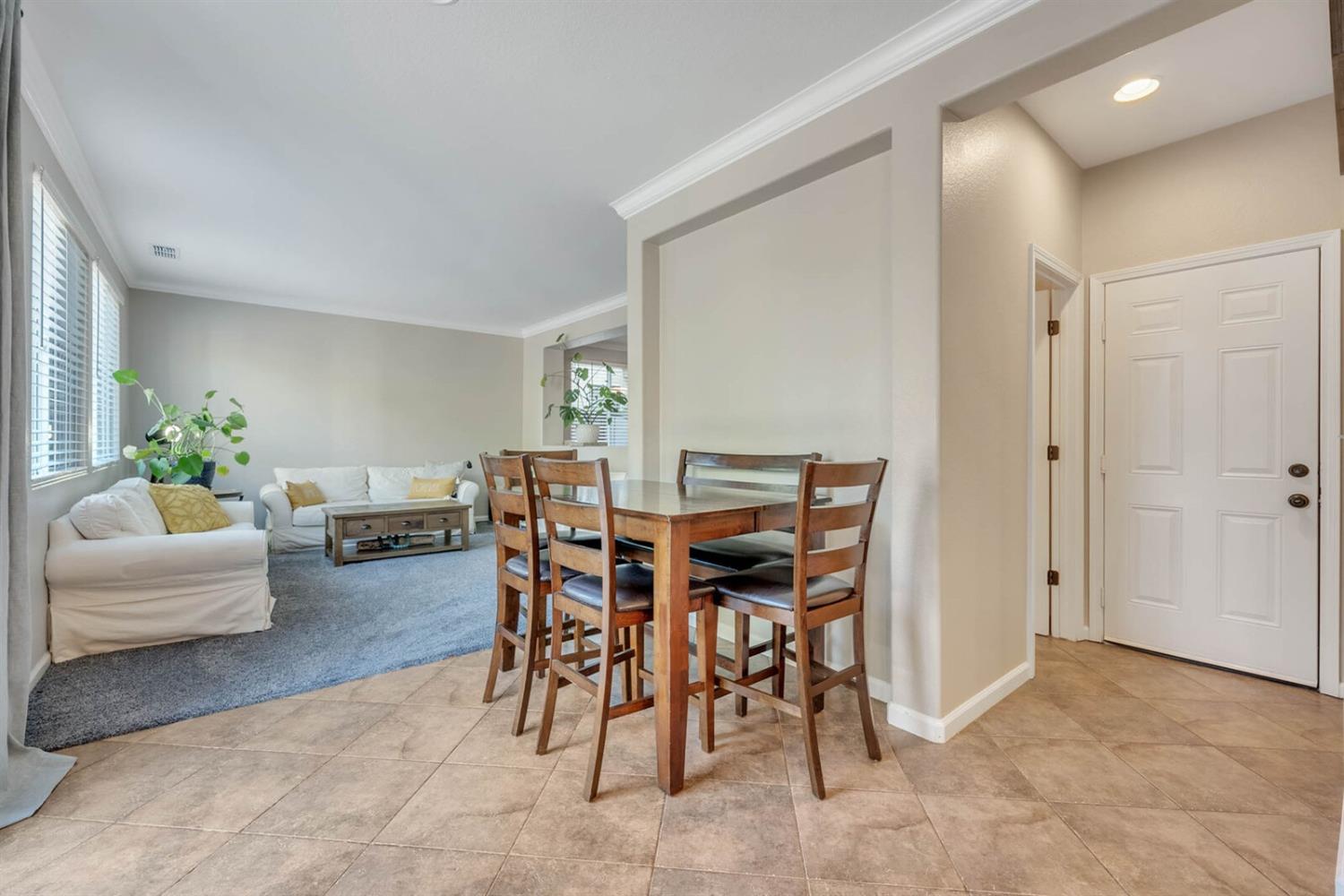 1612 Drummond Lane