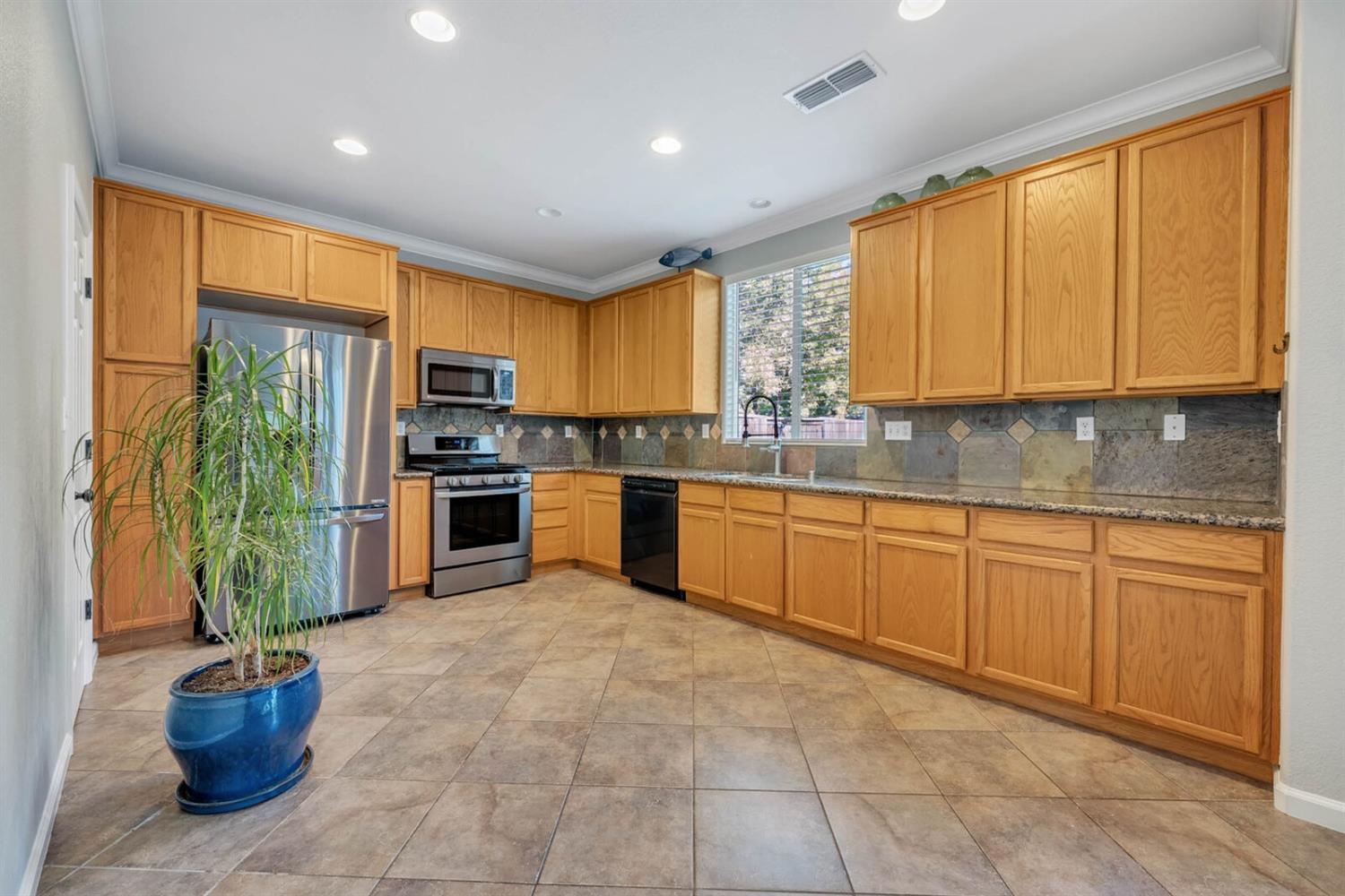 1612 Drummond Lane