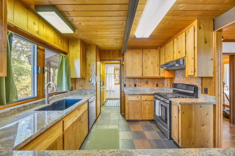 2443 Dutch Camp Court