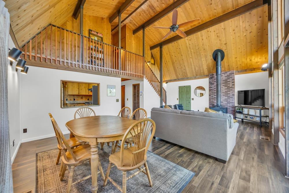 2443 Dutch Camp Court