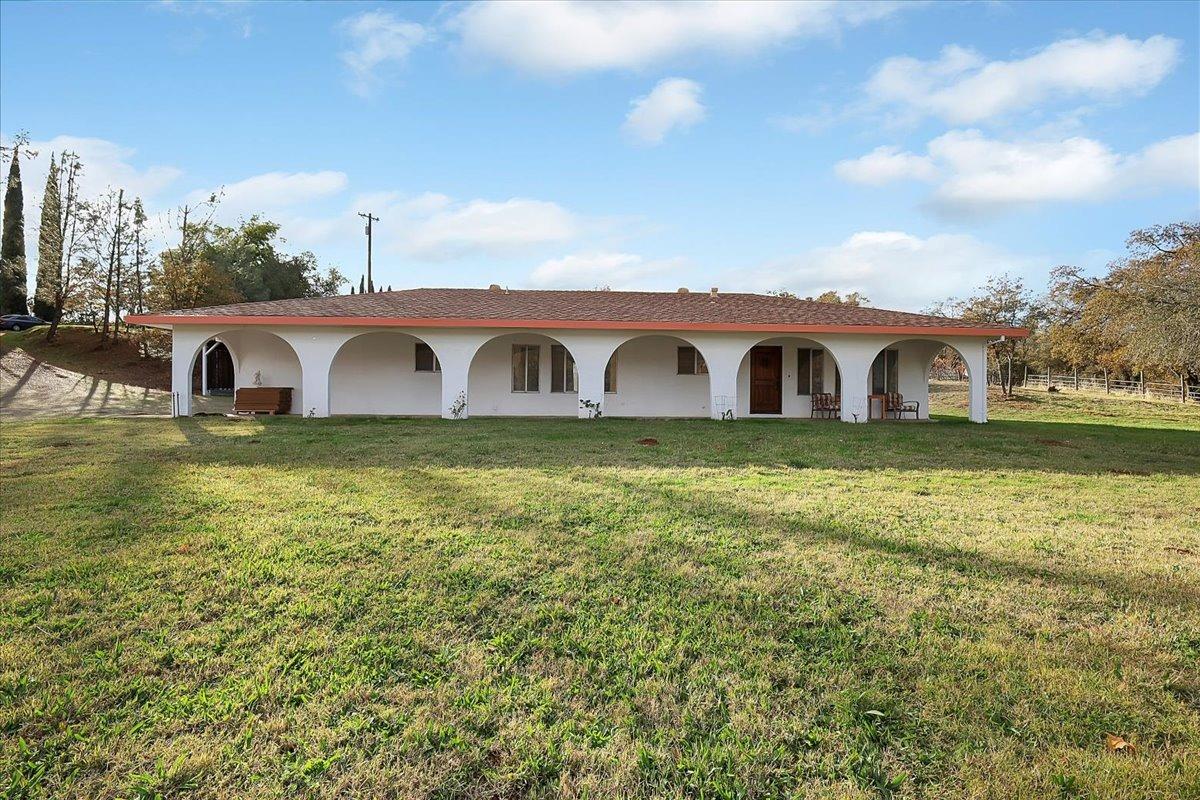 7087 Madrone Lane