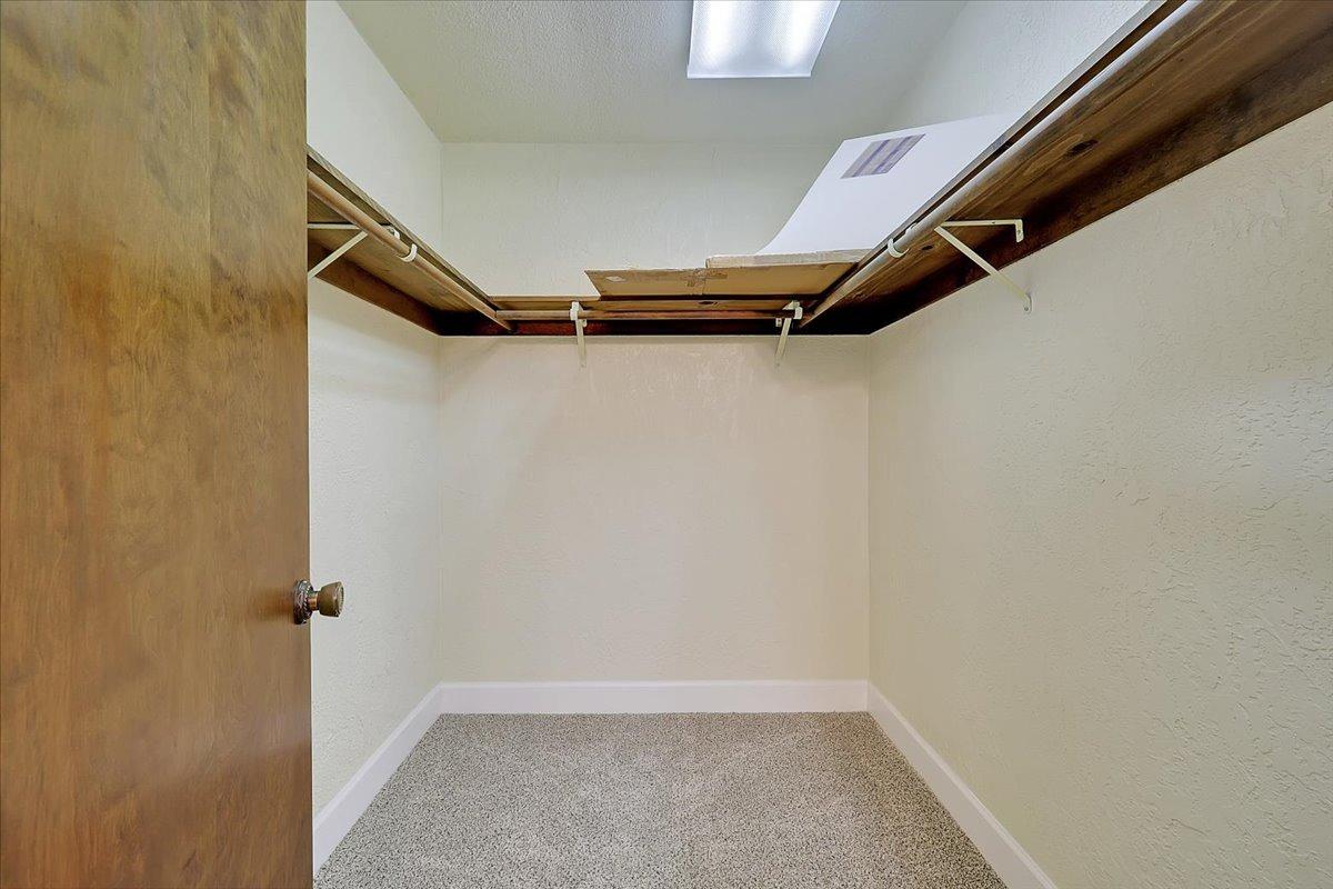 7087 Madrone Lane