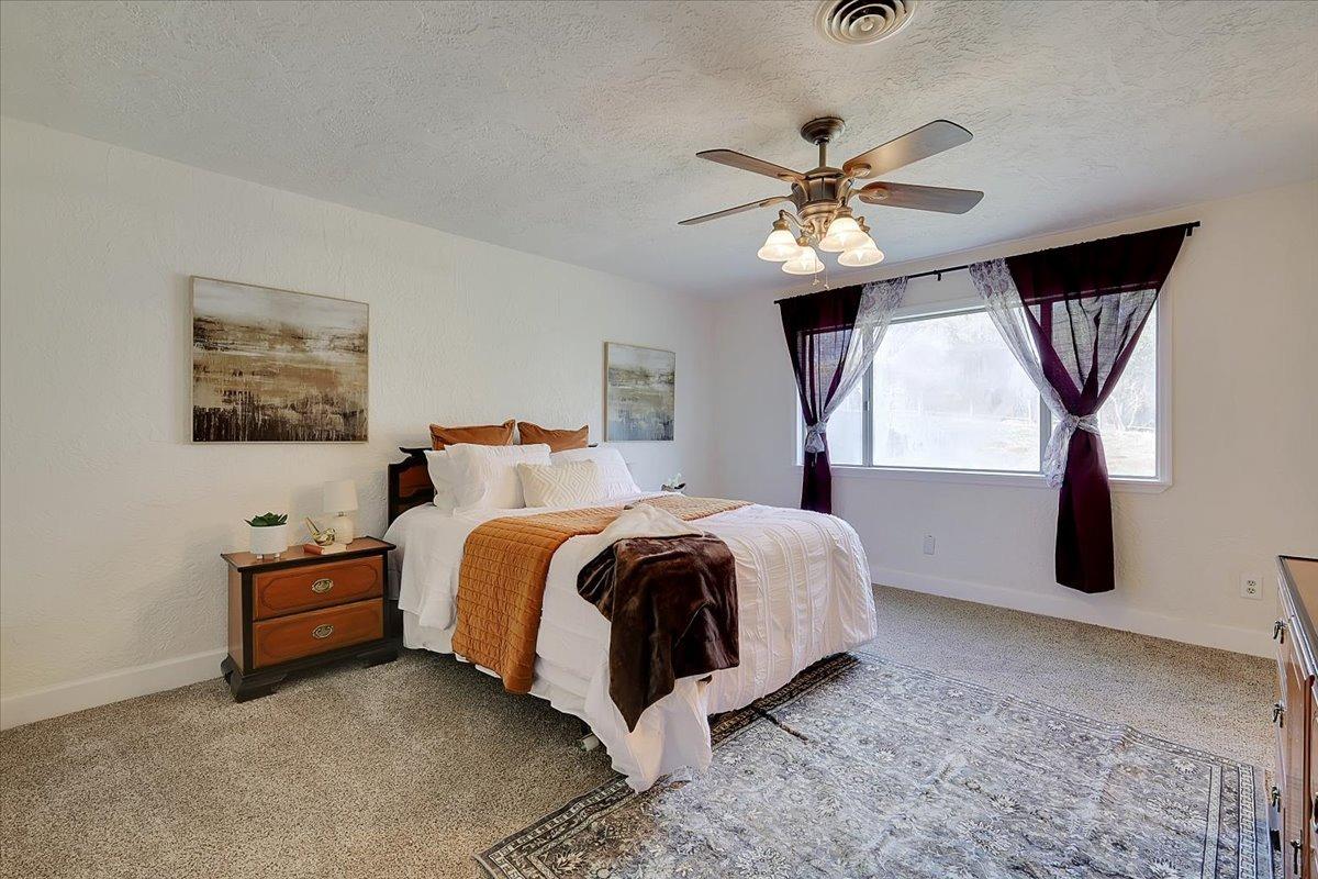 7087 Madrone Lane