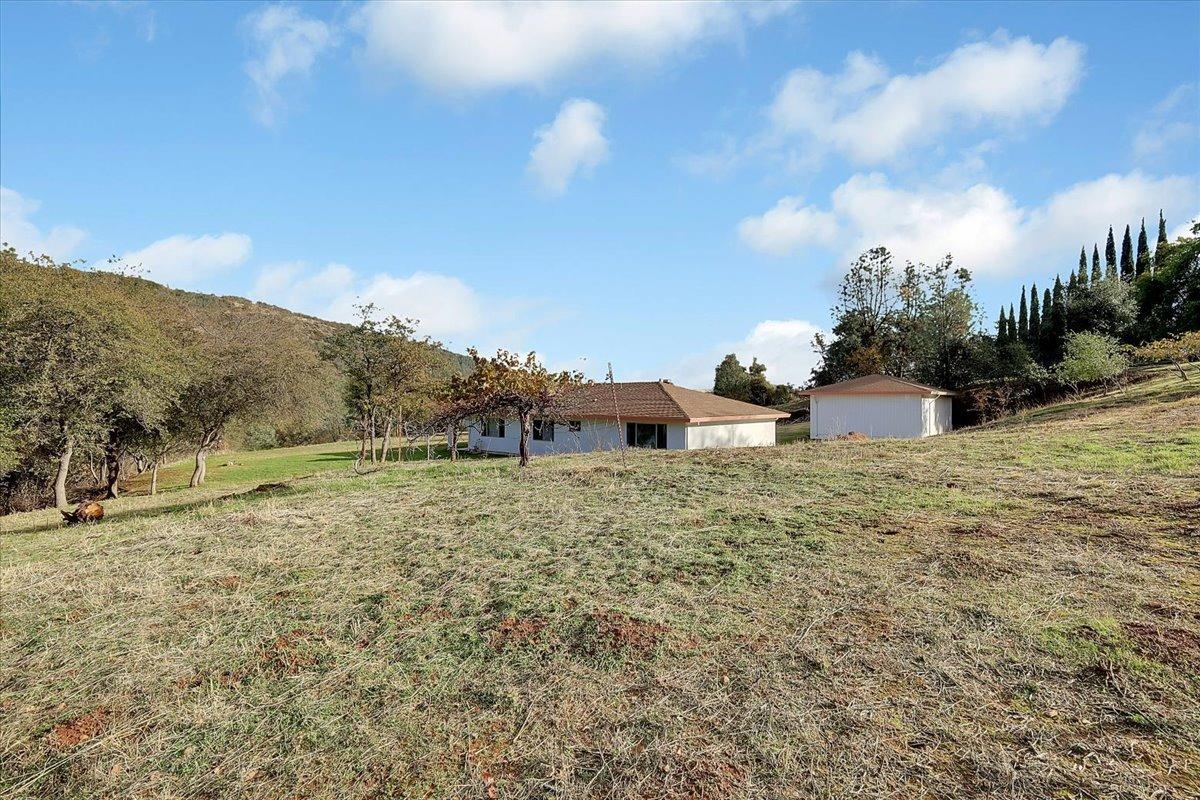 7087 Madrone Lane