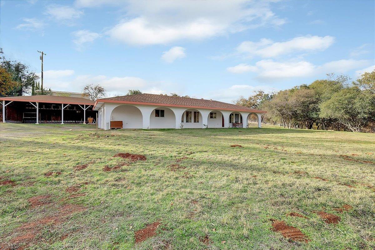 7087 Madrone Lane