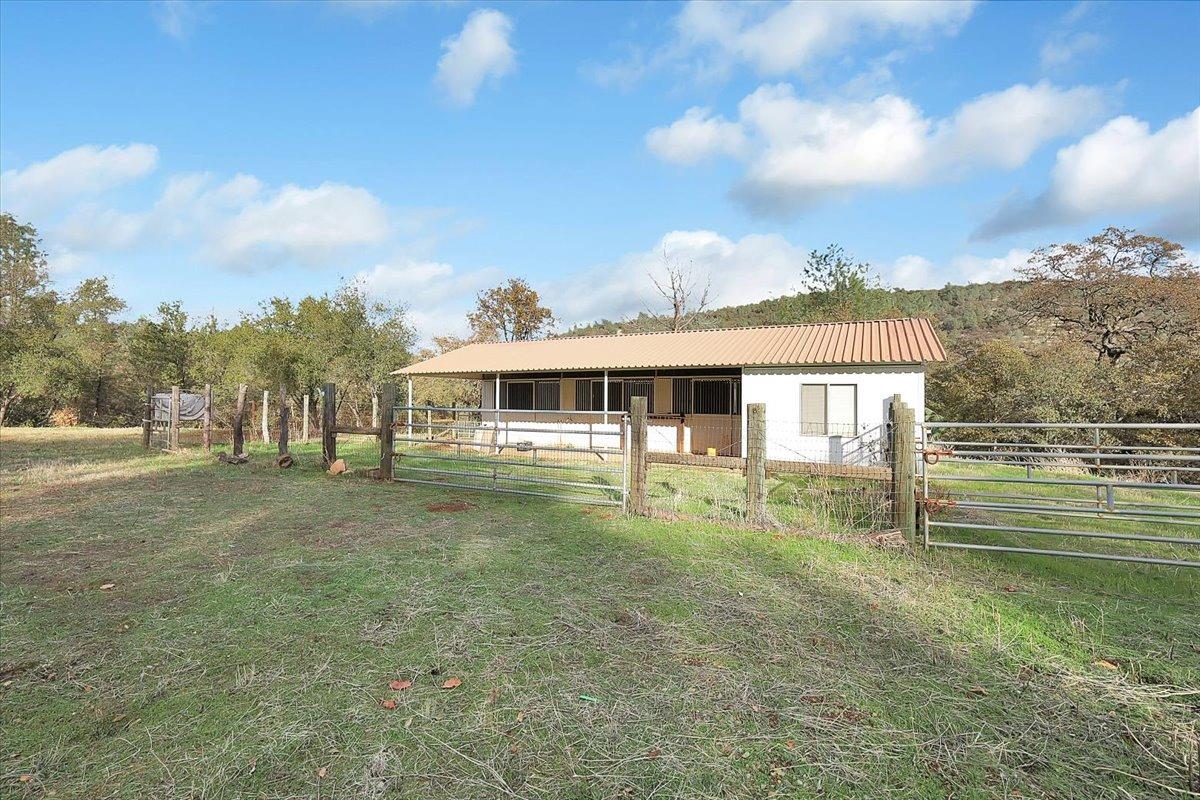 7087 Madrone Lane