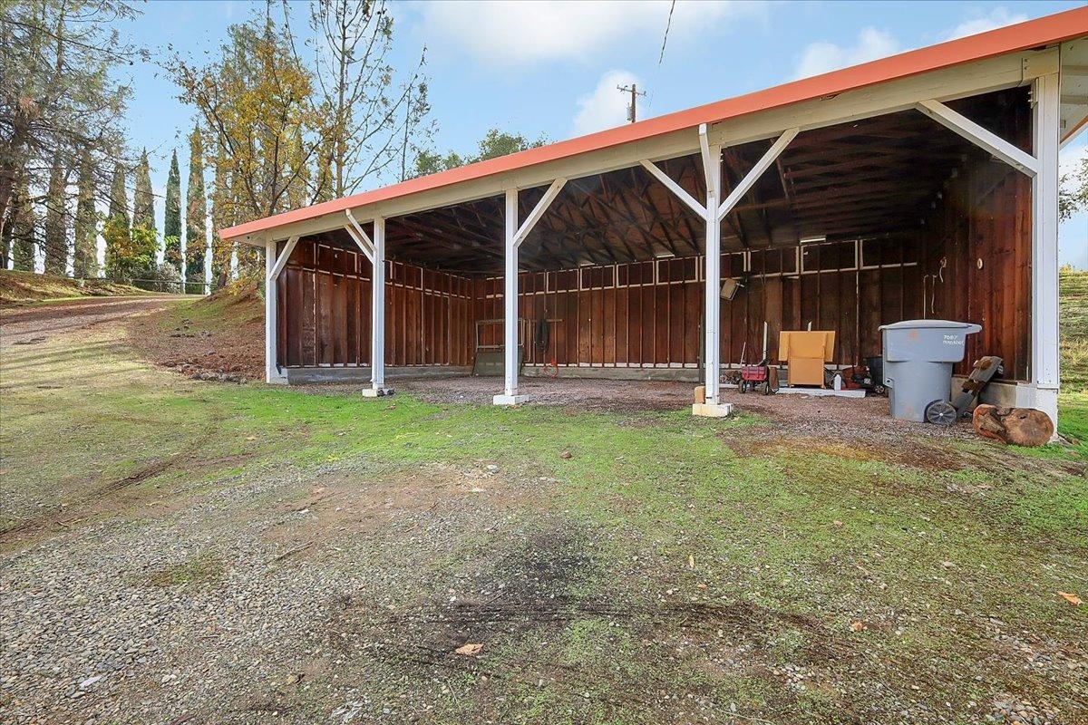 7087 Madrone Lane