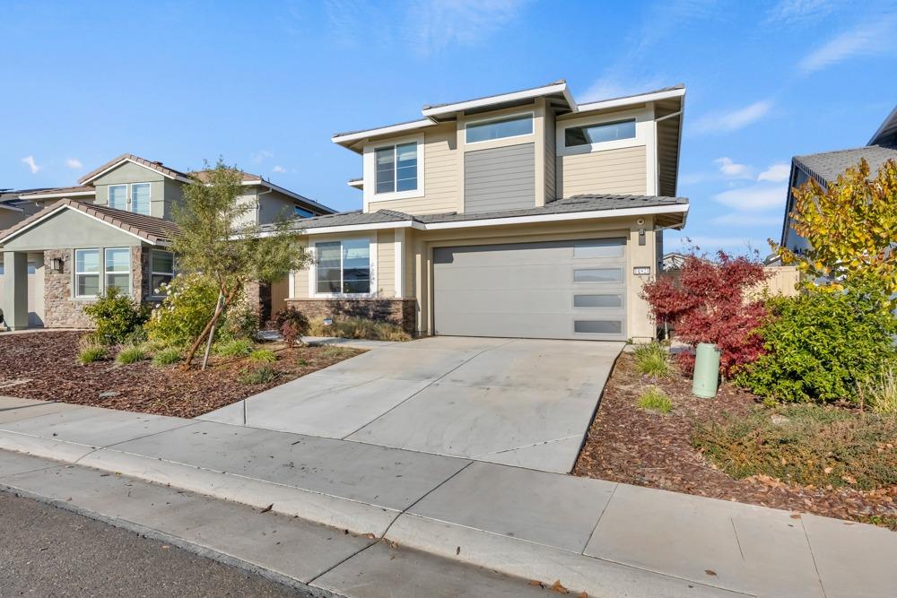 11921 Montron Way