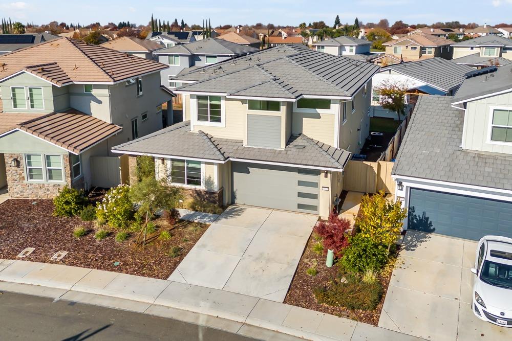 11921 Montron Way